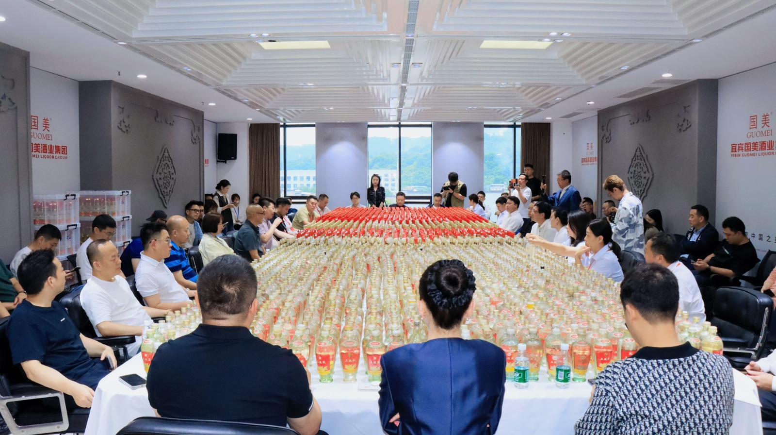 时光资产产业化：长宁如何用3600瓶老酒，定义行业新规则？